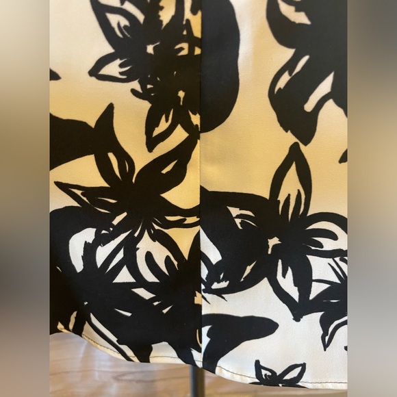 MNG Mango Dress Black/White Fully Lined Floral Size 4 Dress Corporate - Picture 5 of 16